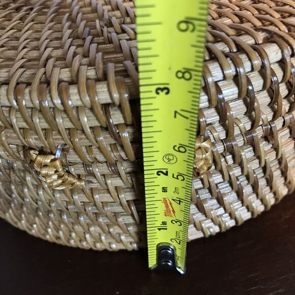 Round Wicker Crossbody Handbag With Leather Strap & Tropical Print Lining - Picture 9 of 11